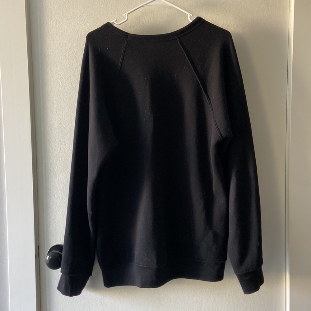 Mens embroidered pullover - Picture 2 of 3